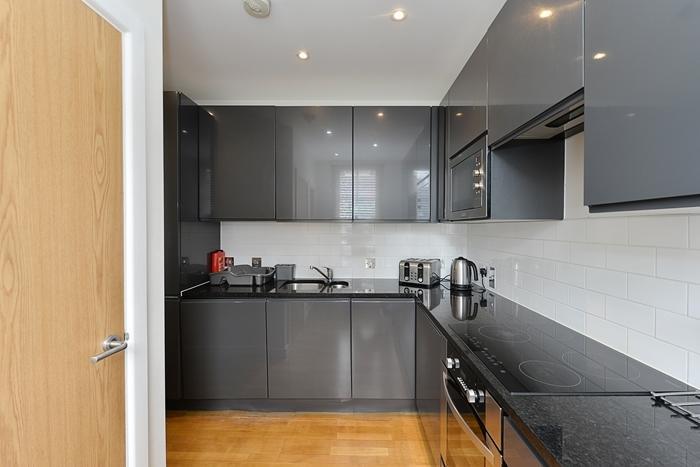 Colony Mansions Apartment *